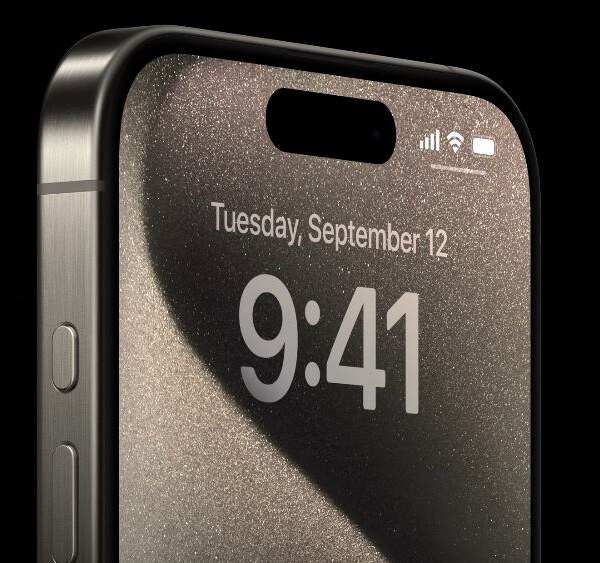 سعر ومواصفات iPhone 15 Pro Max | مميزات وعيوب iPhone 15 Pro Max
